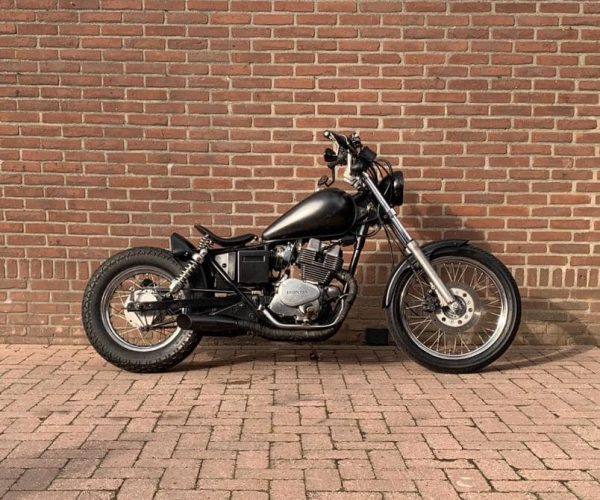 HONDA REBEL BOBBER € 1.250,-