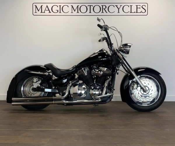 HONDA VTX-1300 LOWRIDER € 9.950