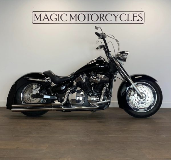 HONDA VTX-1300 LOWRIDER € 9.950