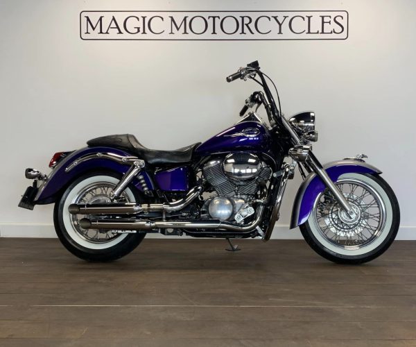 SHADOW VT-750 ACE € 3.450,-