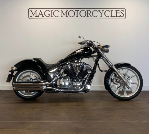HONDA VT-1300-CXA FURY € 9.950,-