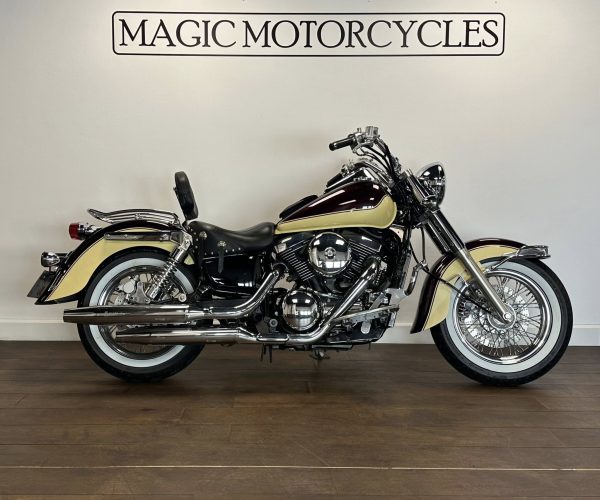 VN-1500 VULCAN CLASSIC € 4.650,-