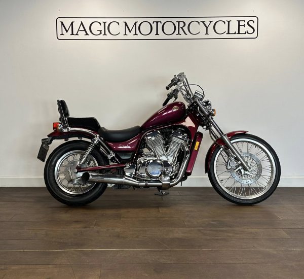 VS-750 INTRUDER € 2.150,-