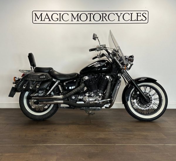 SHADOW VT-1100 ACE € 3.950,-