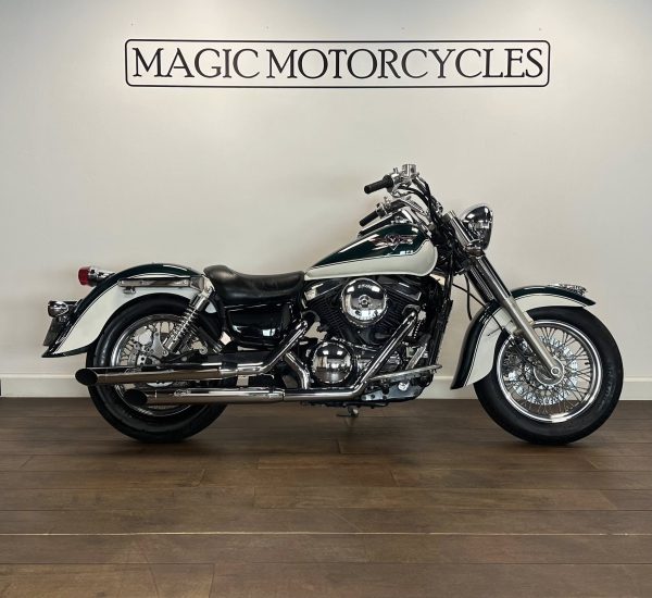 VULCAN VN-1500 CLASSIC € 4.150,-