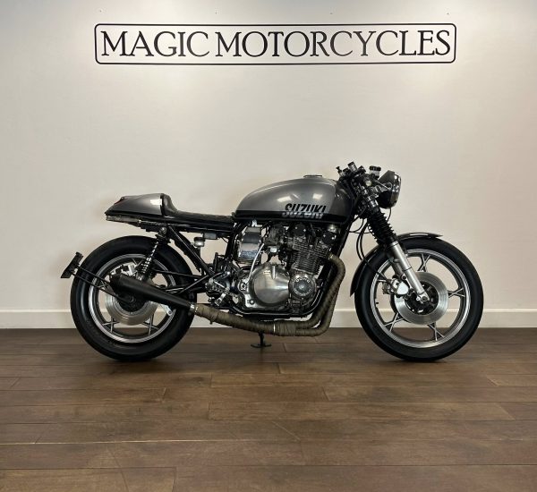 GS-850 CAFERACER € 1.950,-