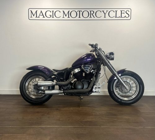 VT-600 BOBBER SPECIAL € 3.650,-